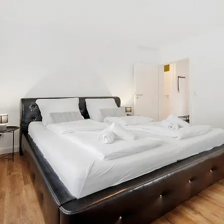 P&a Apartment *