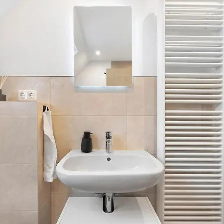 Apartment P&a *